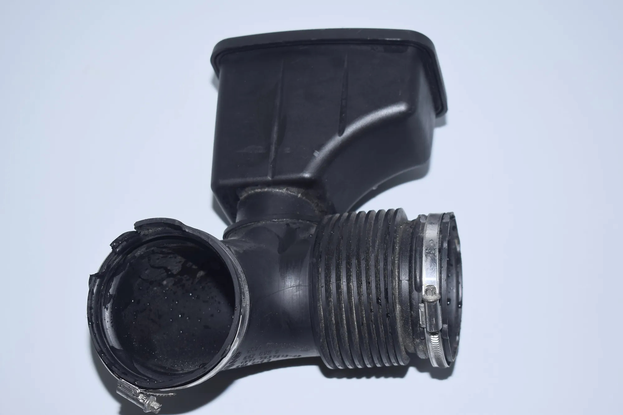 Pipe Hose – OEM 7521029 · BMW 6 Cabrio (E64) 2005 – 3