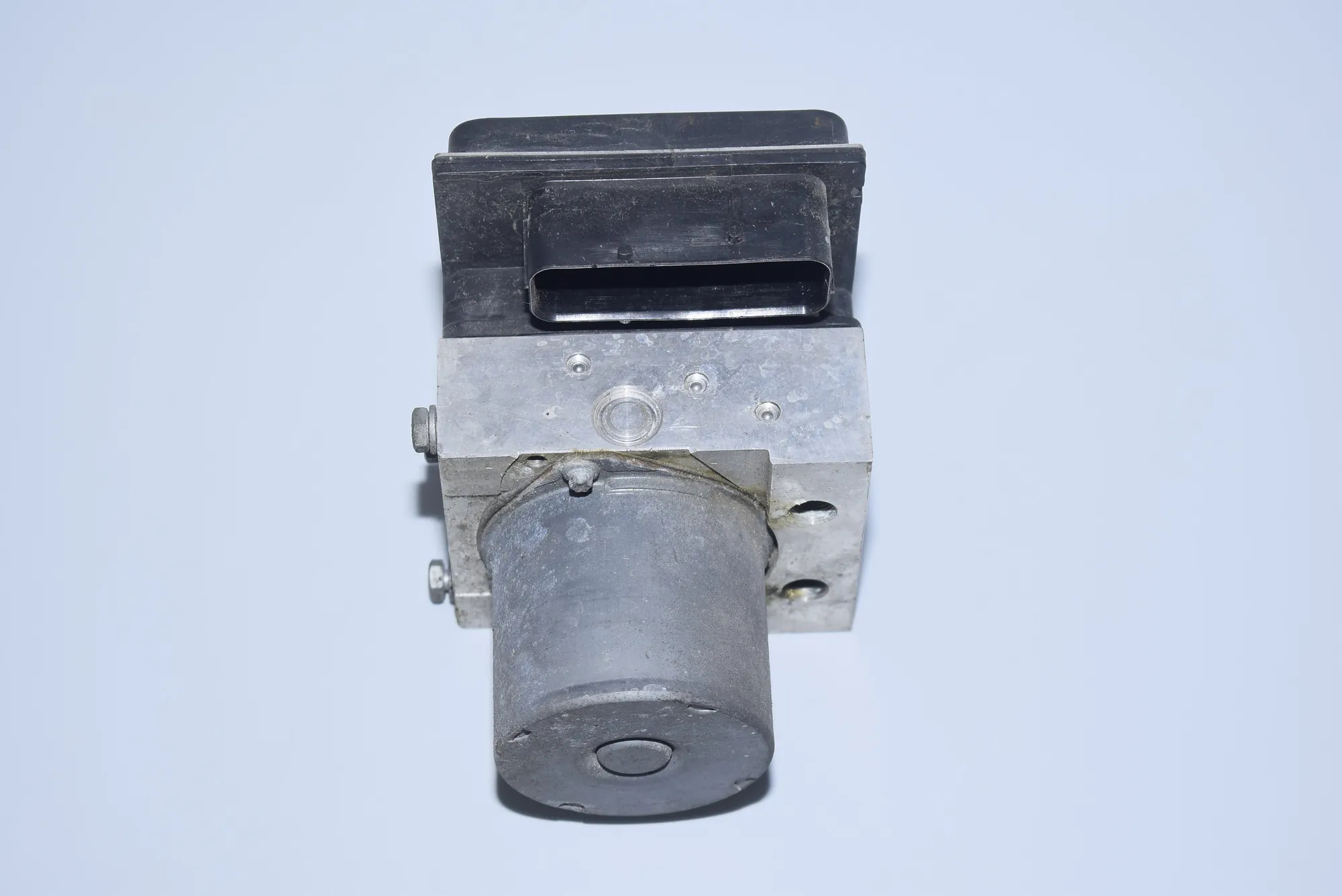 ABS Pump – OEM 0265950375 · BMW 6 Cabrio (E64) 2005 – 2
