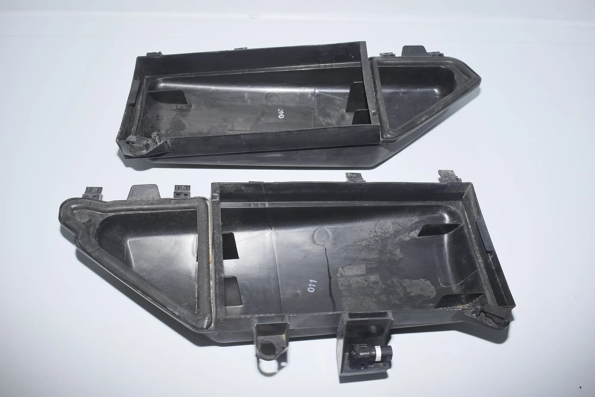 Air Filter Box – OEM 6950936 · BMW 6 Cabrio (E64) 2005