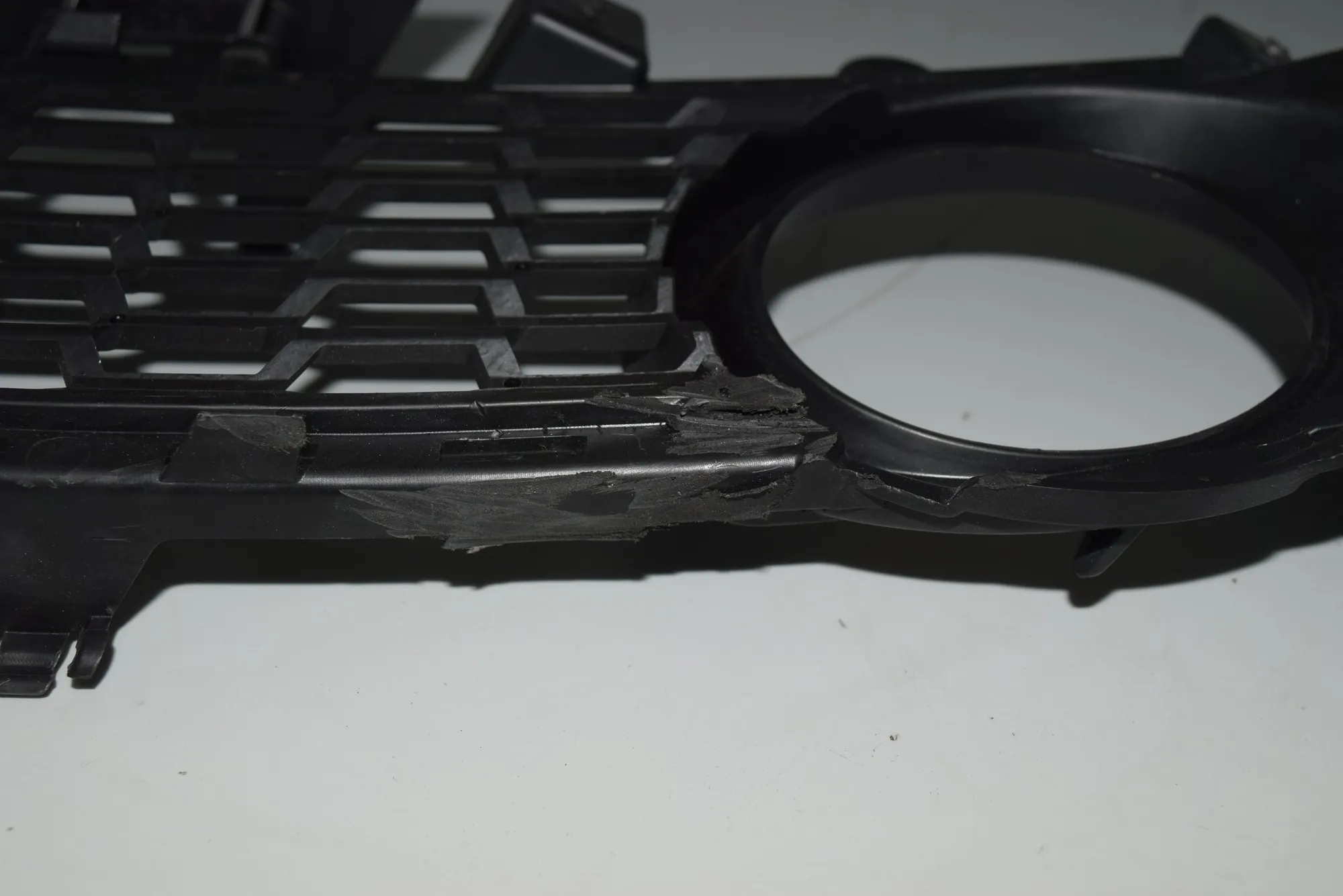 Front Left Grill – OEM 8062631 · BMW 3 (F30, F80) BMW 3 (F30, F80) 2015 – 5