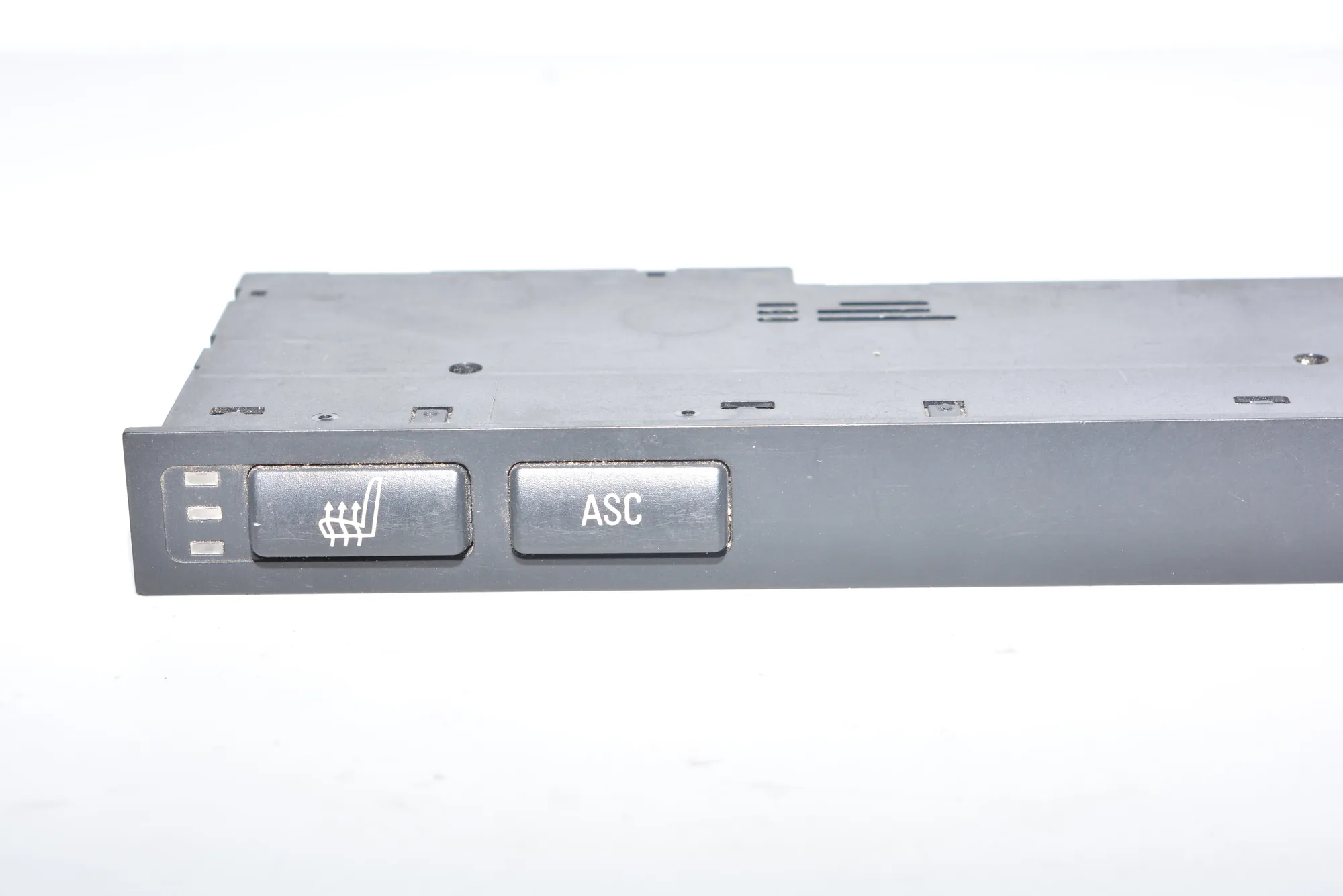 Button Switch Panel – OEM 8373712 · BMW 5 (E39) BMW 5 (E39) 2001 – 3