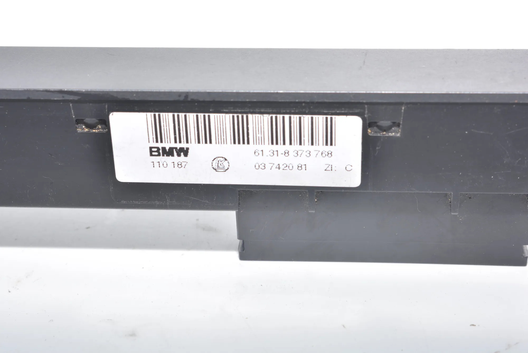 Button Switch Panel – OEM 8373768 · BMW 5 (E39) BMW 5 (E39) 2001 – 3
