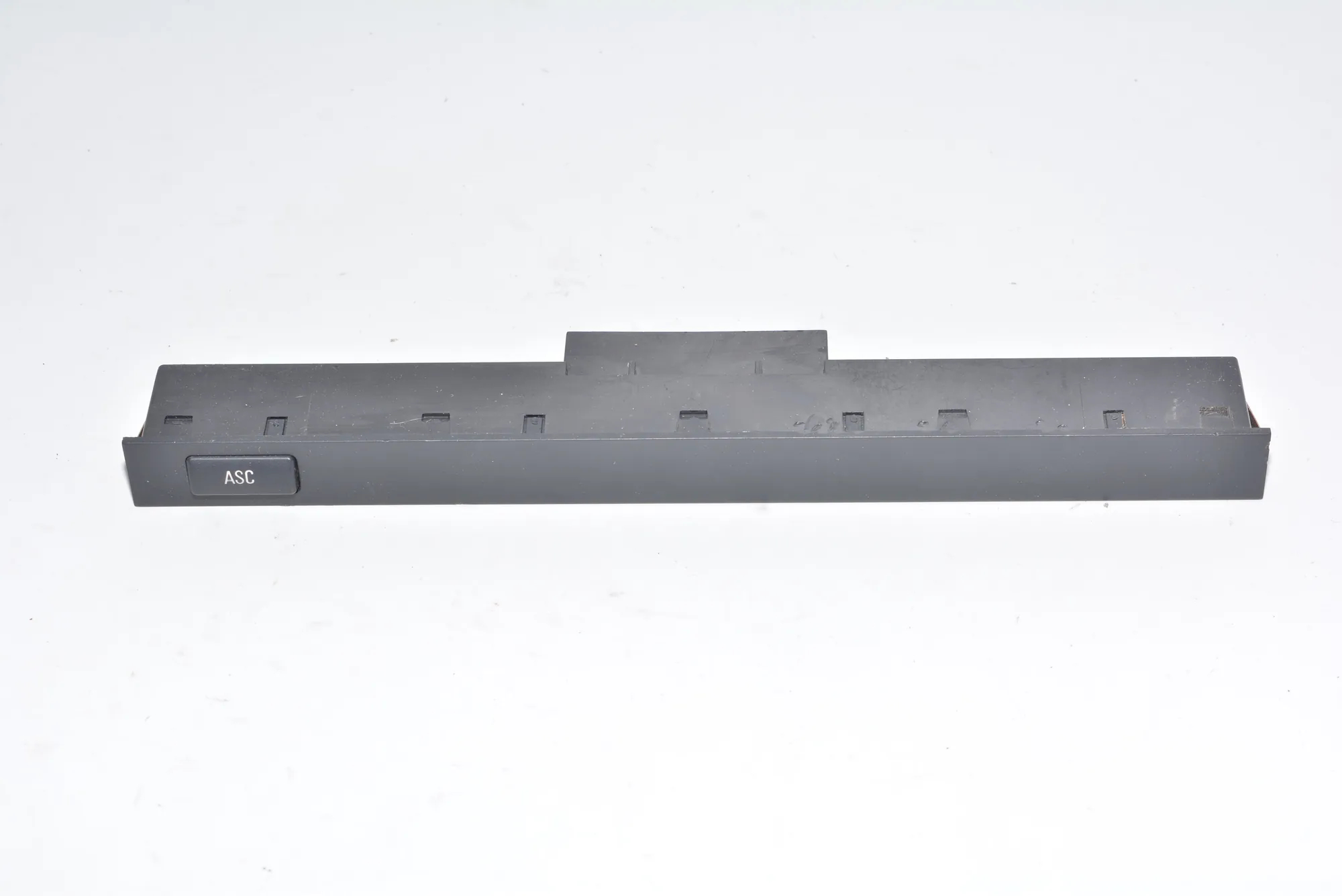 Button Switch Panel – OEM 8373707 · BMW 5 (E39) BMW 5 (E39) 2001