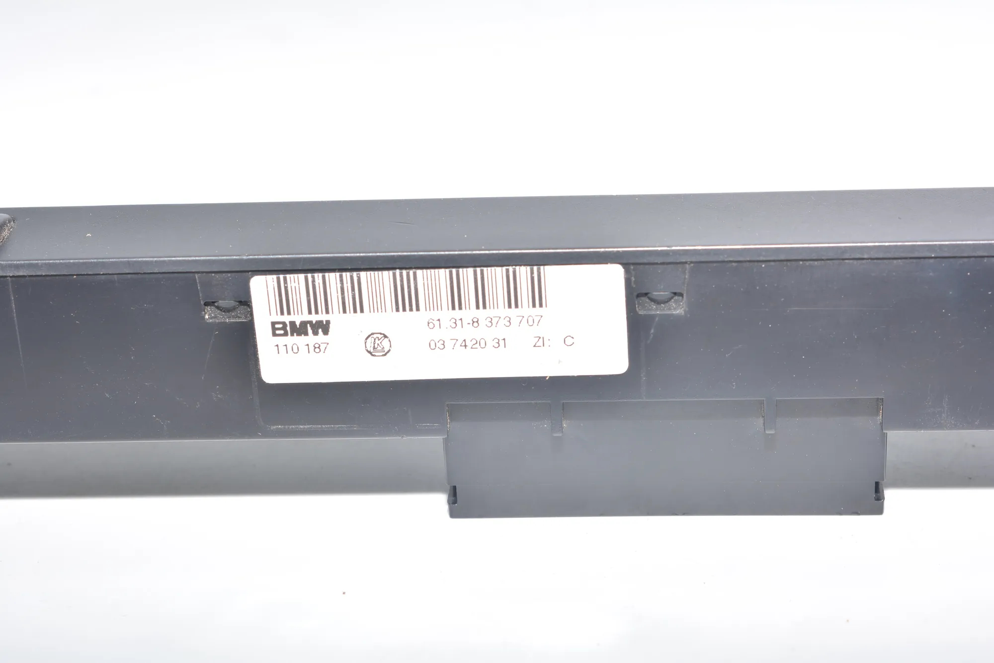 Button Switch Panel – OEM 8373707 · BMW 5 (E39) BMW 5 (E39) 2001 – 4