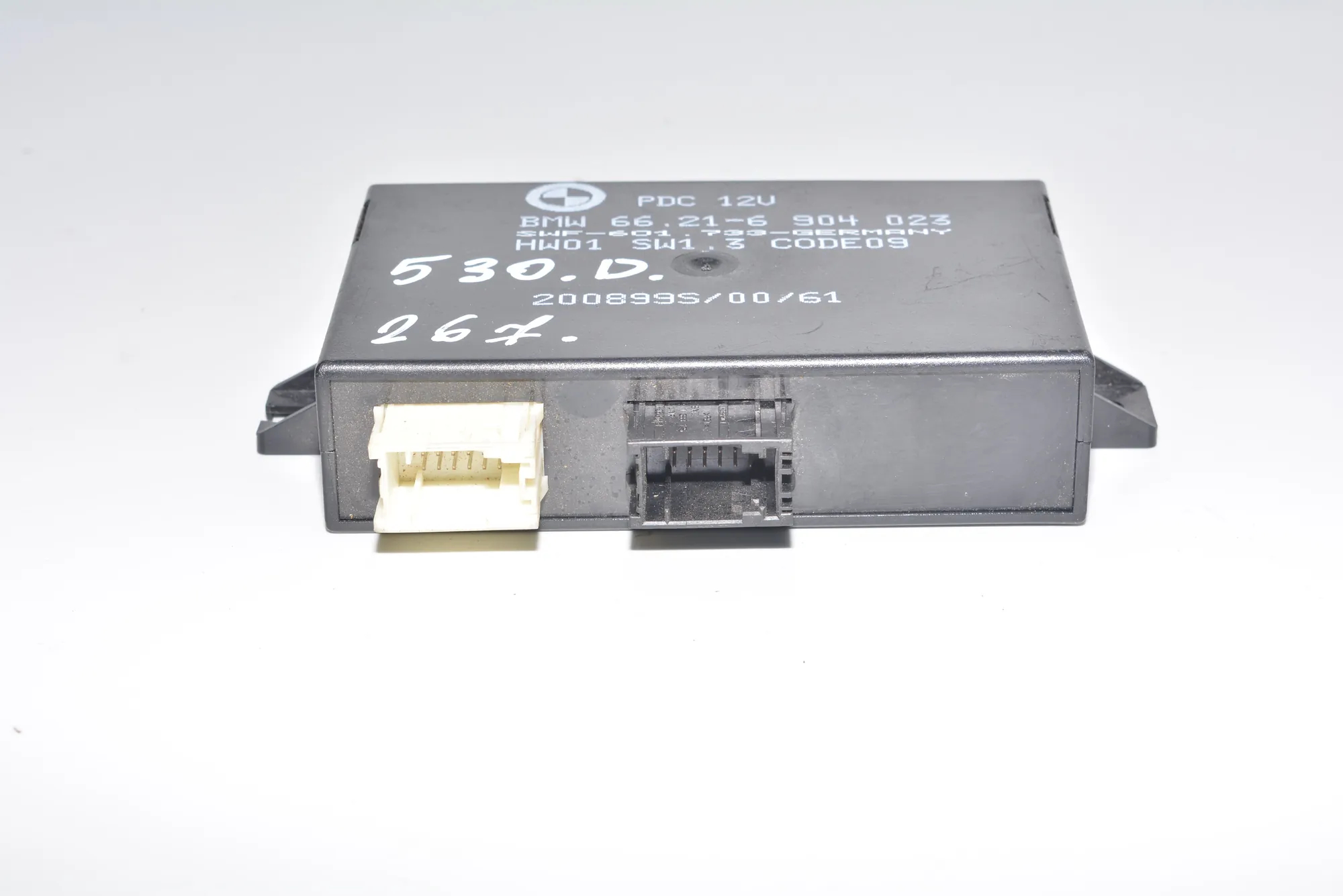 PDC Parking Sensor Control Unit – OEM 6904023 · BMW 5 (E39) BMW 5 (E39) 2001 – 3