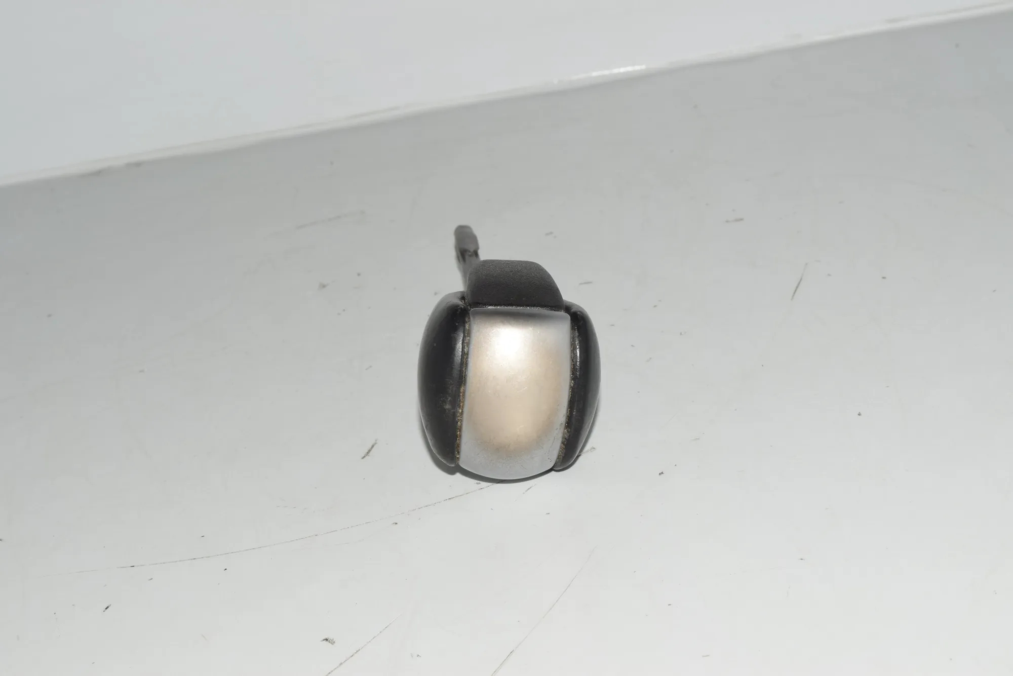 Gear Shifting Knob · BMW 5 (E39) BMW 5 (E39) 2000 – 2