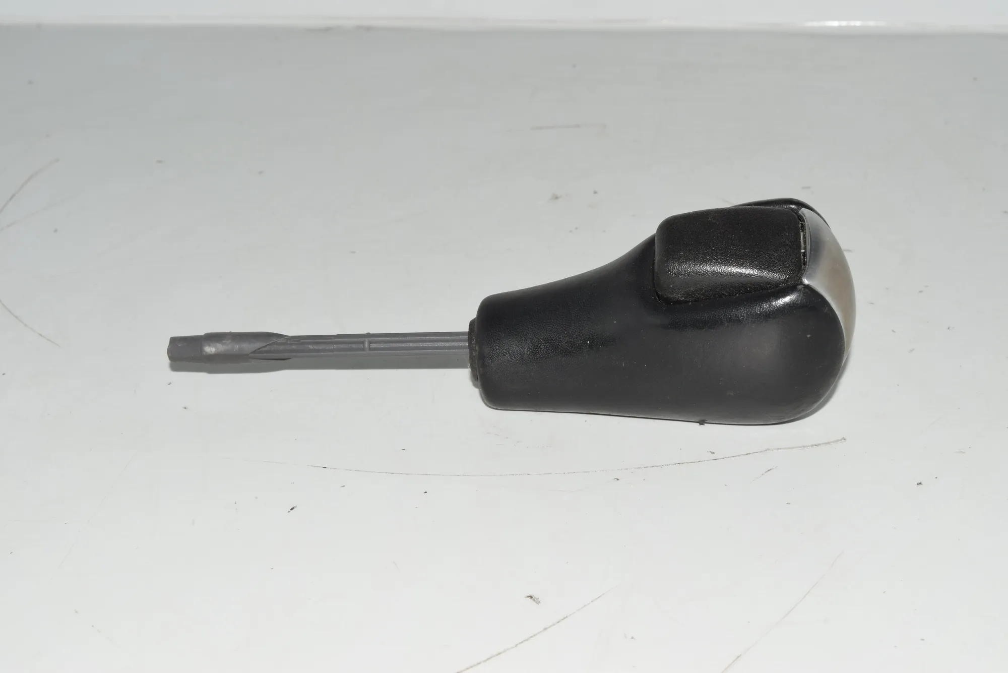 Gear Shifting Knob · BMW 5 (E39) BMW 5 (E39) 2000 – 4