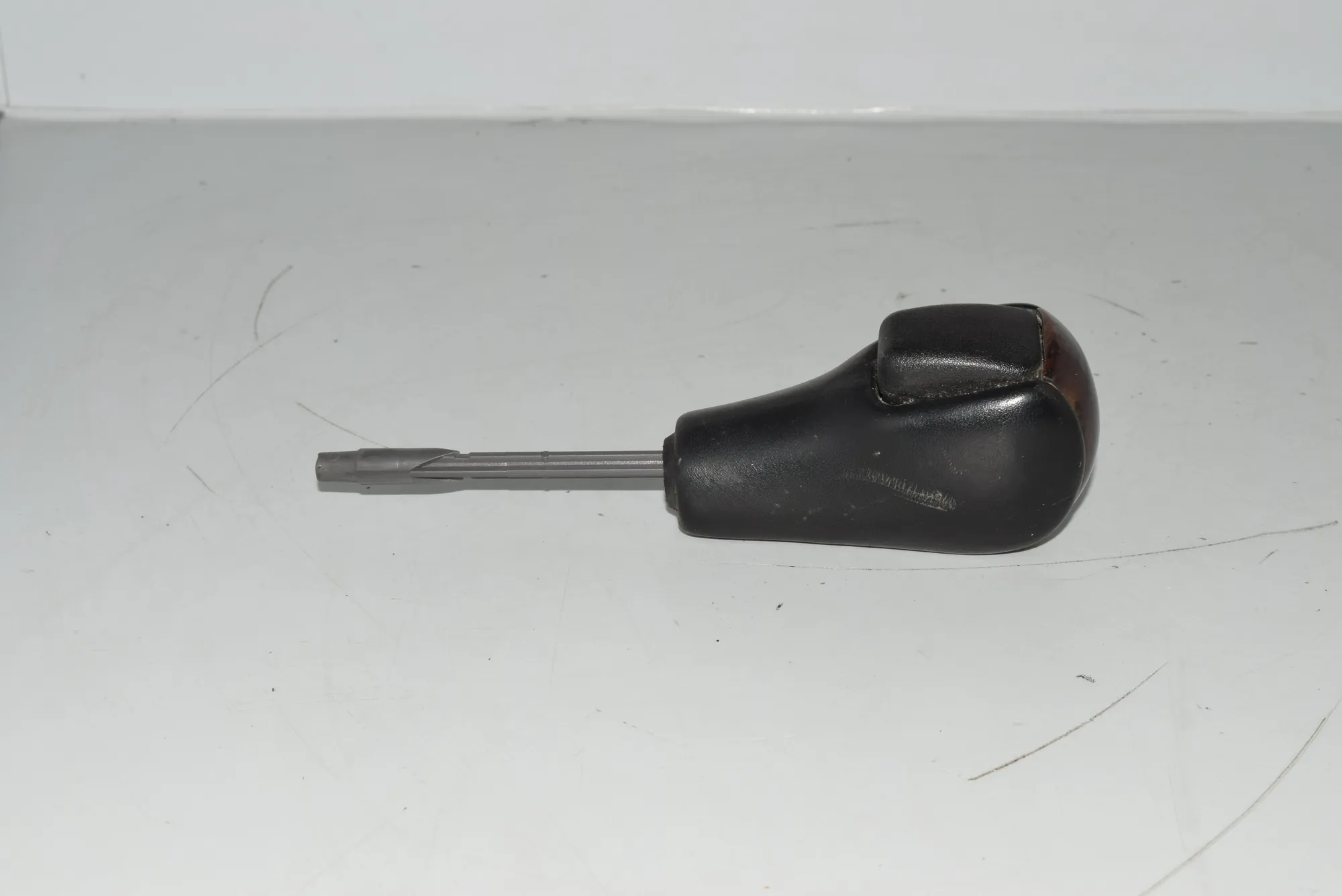 Gear Shifting Knob · BMW 5 (E39) BMW 5 (E39) 2000 – 3