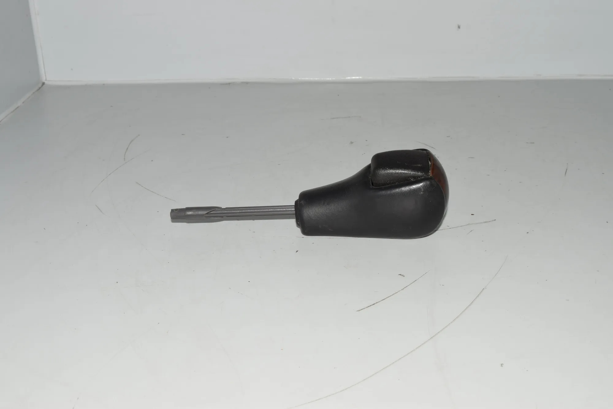 Gear Shifting Knob · BMW 5 (E39) BMW 5 (E39) 2000 – 2