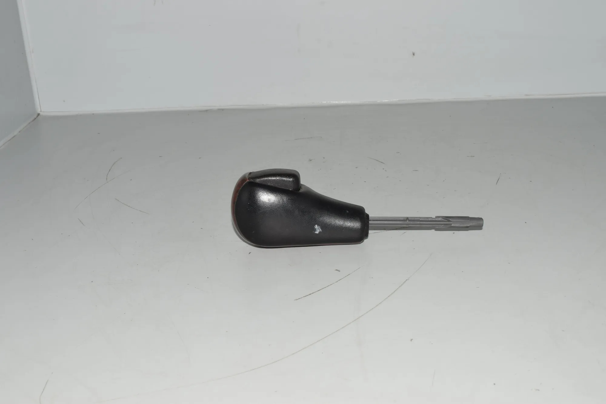 Gear Shifting Knob · BMW 5 (E39) BMW 5 (E39) 2000 – 3