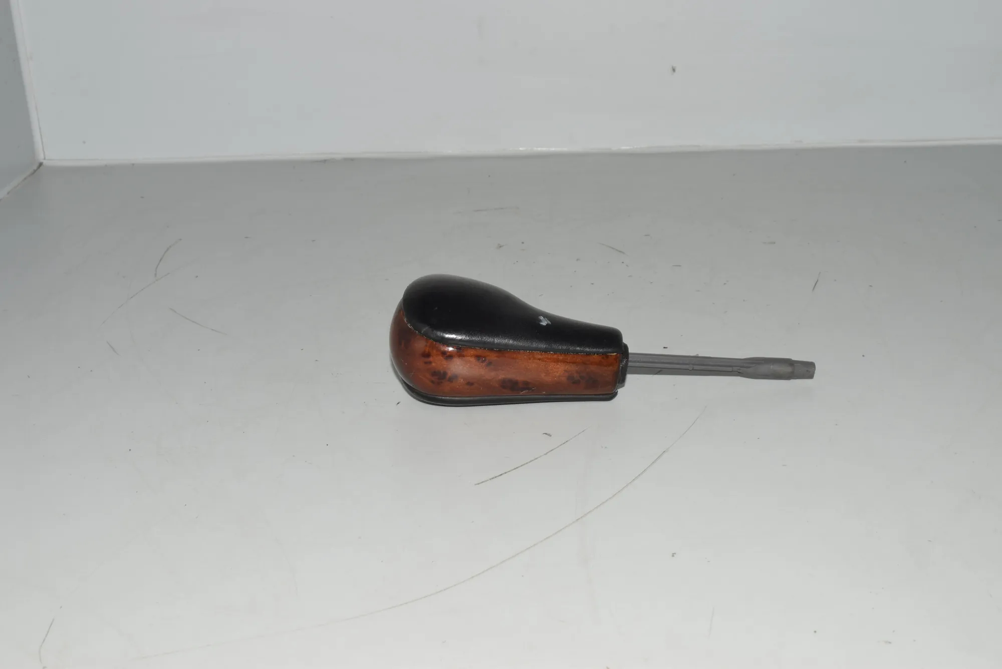 Gear Shifting Knob · BMW 5 (E39) BMW 5 (E39) 2000 – 2