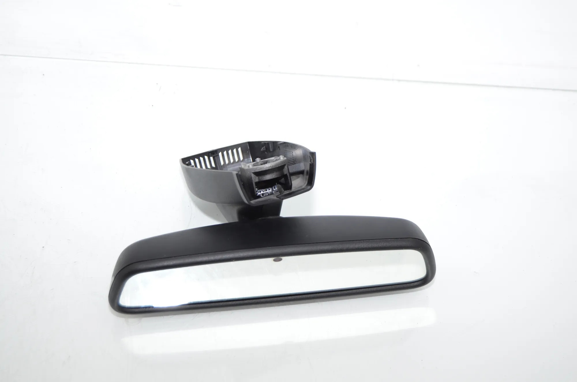 Interior Rear View Mirror – OEM 9224340 · BMW 5 (F10) 525 d 2010 – 4