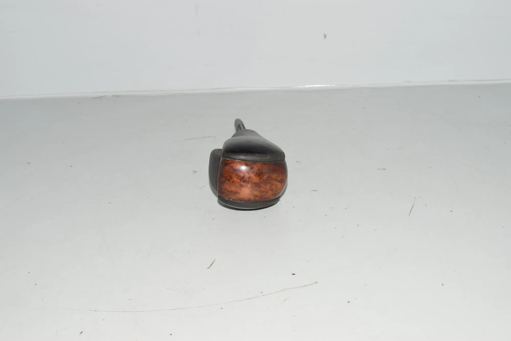 Gear Shifting Knob · BMW 5 (E39) BMW 5 (E39) 2000