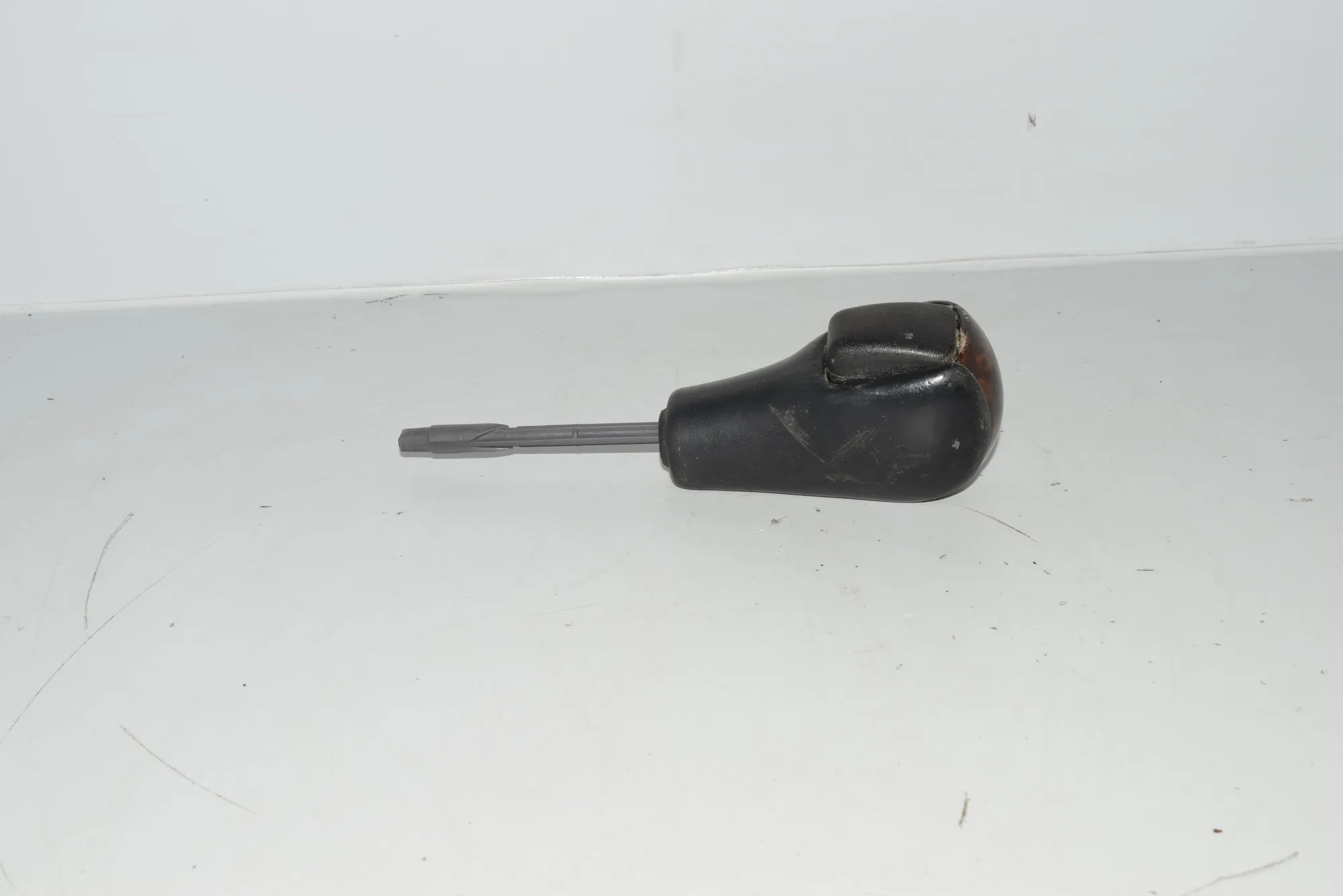 Gear Shifting Knob · BMW 5 (E39) BMW 5 (E39) 2000 – 2