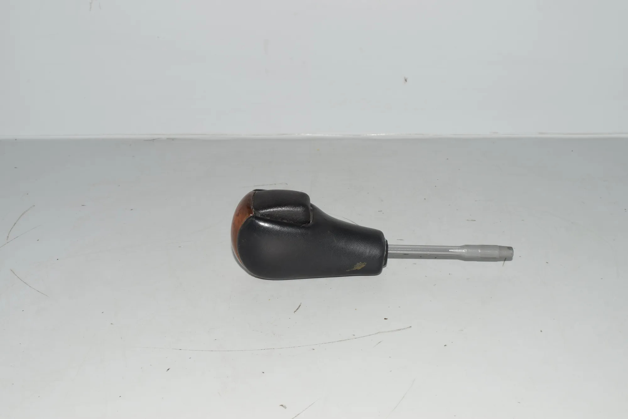 Gear Shifting Knob · BMW 5 (E39) BMW 5 (E39) 2000 – 3