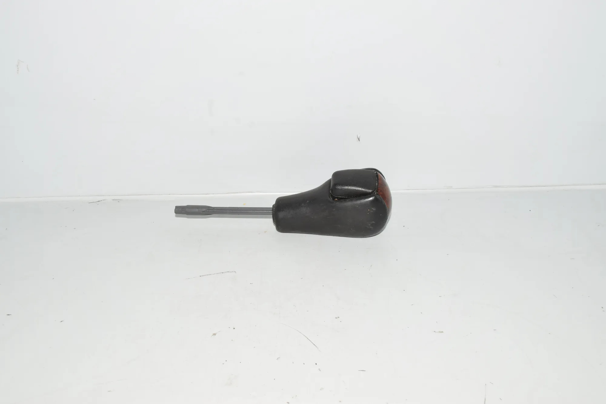 Gear Shifting Knob · BMW 5 (E39) BMW 5 (E39) 2000 – 4
