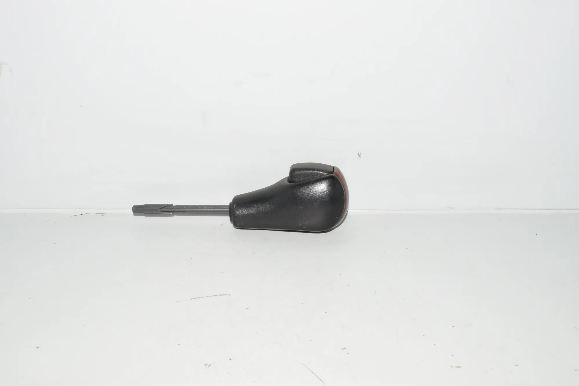 Gear Shifting Knob – OEM NA · BMW 5 (E39) BMW 5 (E39) 2000 – 3
