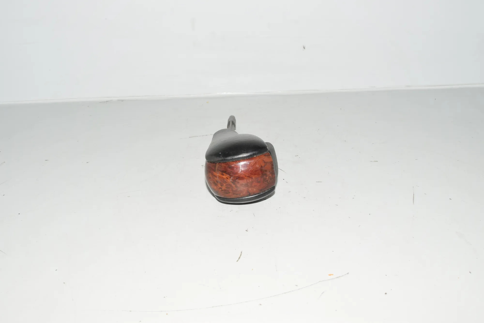 Gear Shifting Knob – OEM NA · BMW 5 (E39) BMW 5 (E39) 2000