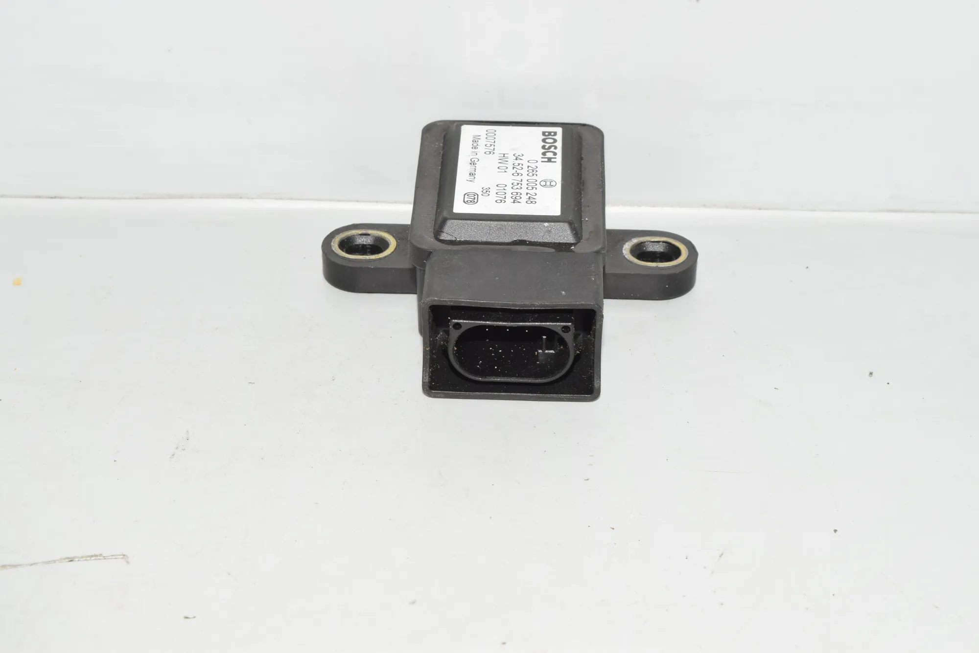 Acceleration Sensor – OEM 6753694 · BMW 5 (E39) BMW 5 (E39) 2001 – 3