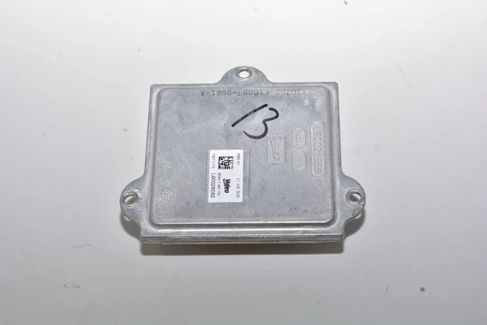LED Lights Control Unit – OEM 7367751 · BMW i3 (I01) BMW i3 (I01) Hybrid 2015 – 3