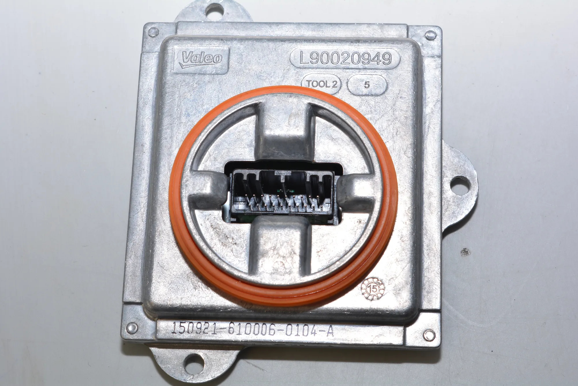 LED Lights Control Unit – OEM 7367751 · BMW i3 (I01) BMW i3 (I01) Hybrid 2015 – 2