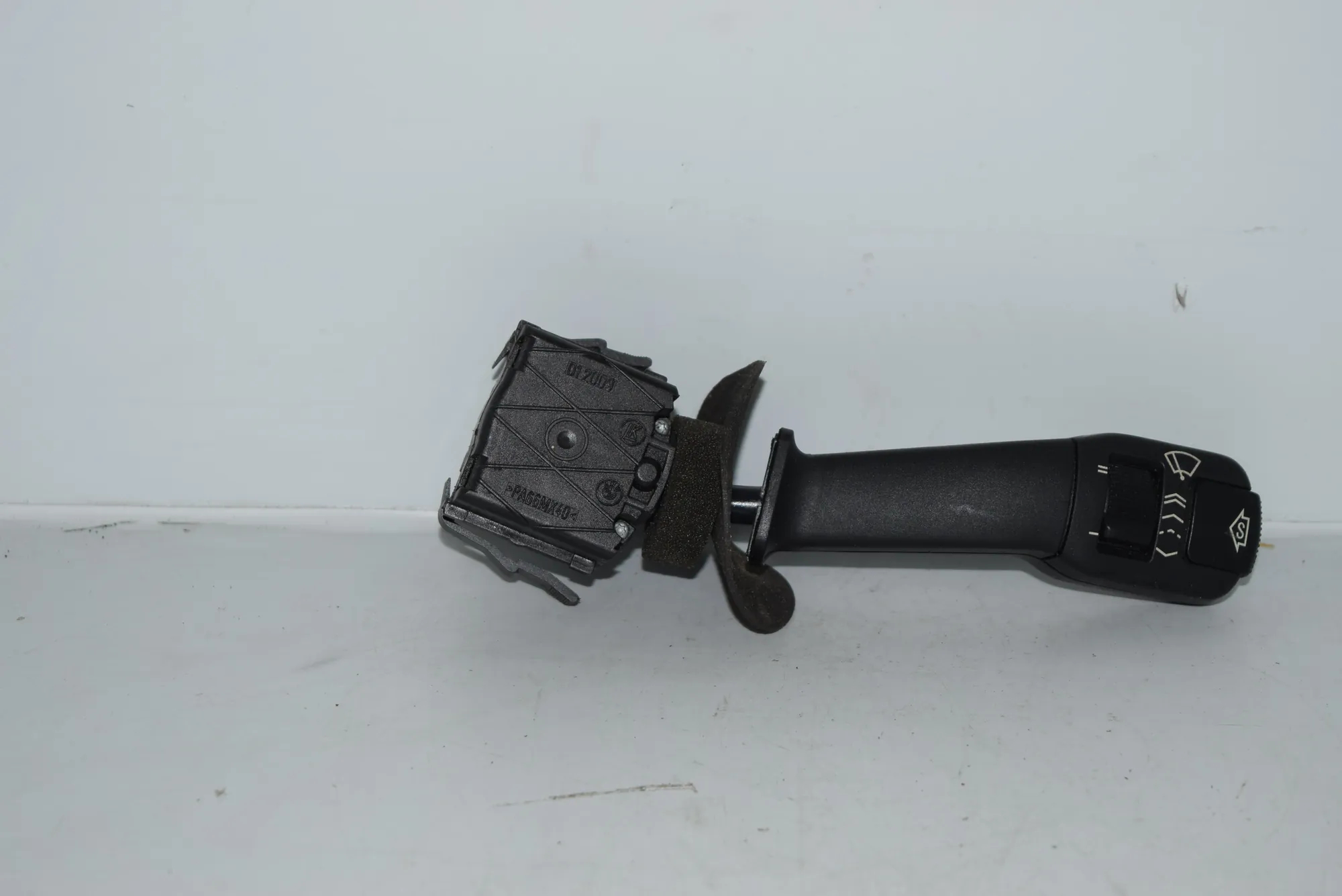 Indicator Wiper Stalk Switch – OEM NA · BMW 5 (E39) BMW 5 (E39) 2000