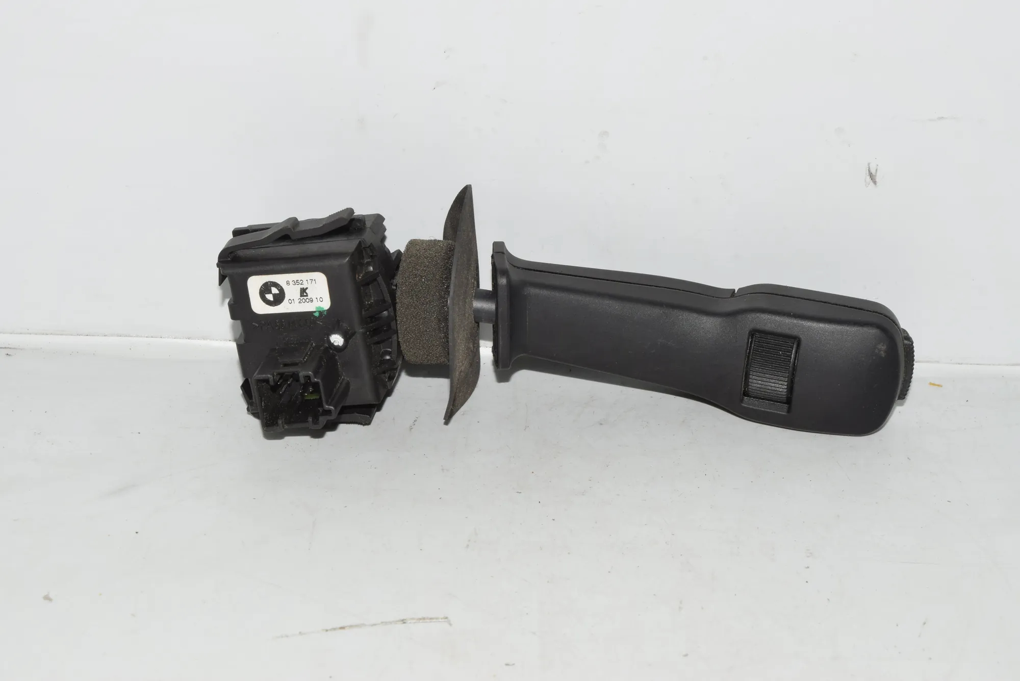 Indicator Wiper Stalk Switch – OEM 8352171 · BMW 5 (E39) BMW 5 (E39) 2000 – 2