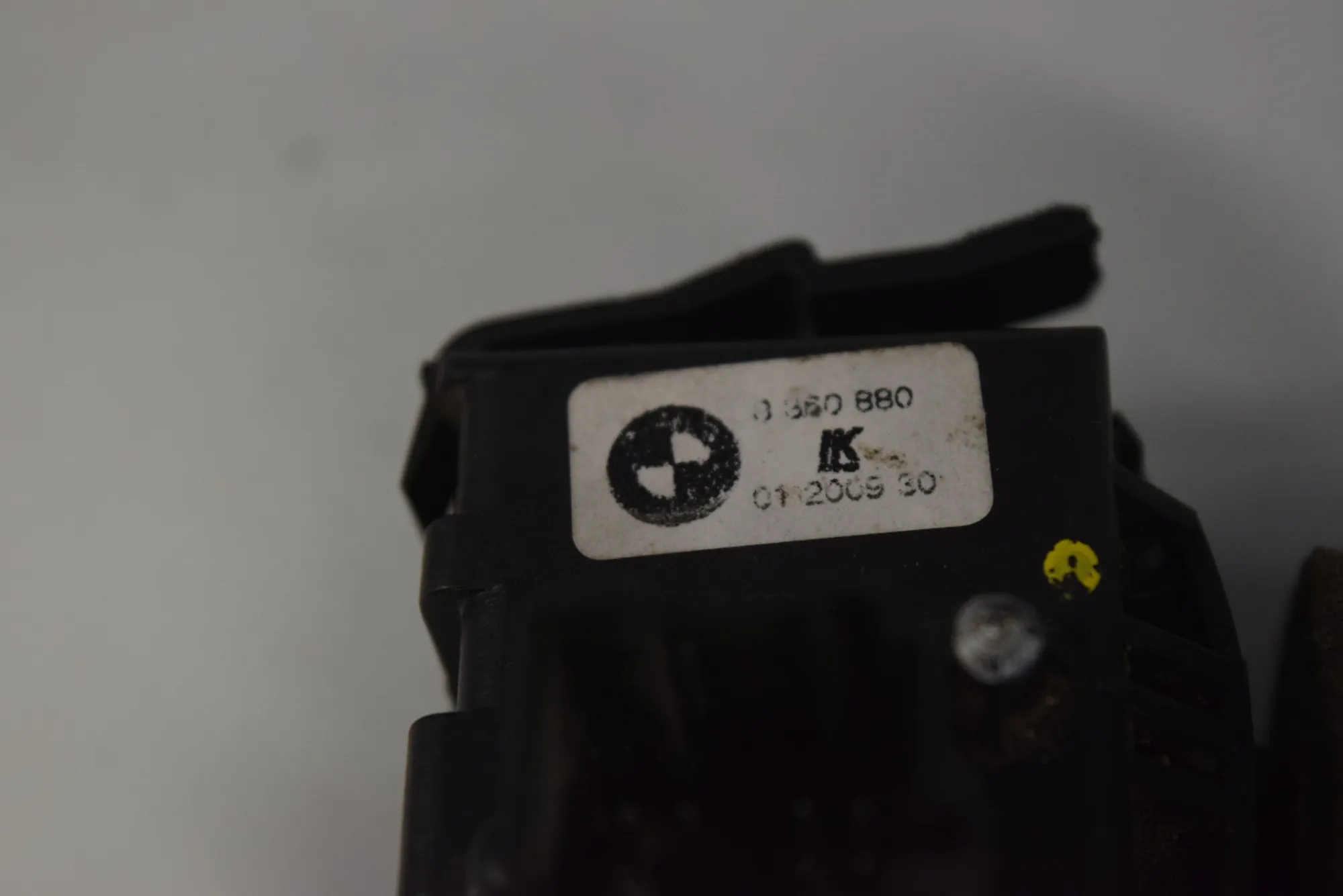 Indicator Wiper Stalk Switch – OEM 8360880 · BMW 5 (E39) BMW 5 (E39) 2000 – 4