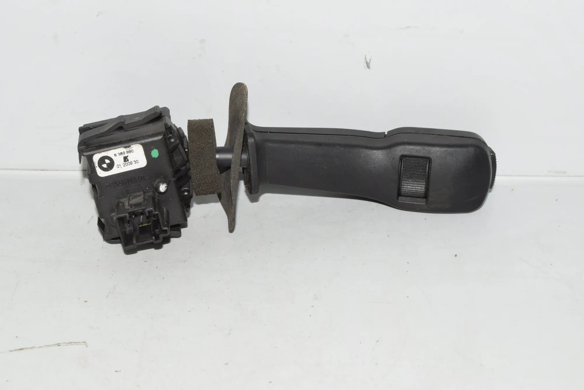 Indicator Wiper Stalk Switch – OEM 8380880 · BMW 5 Touring (E39) BMW 5 Touring (E39) 2001