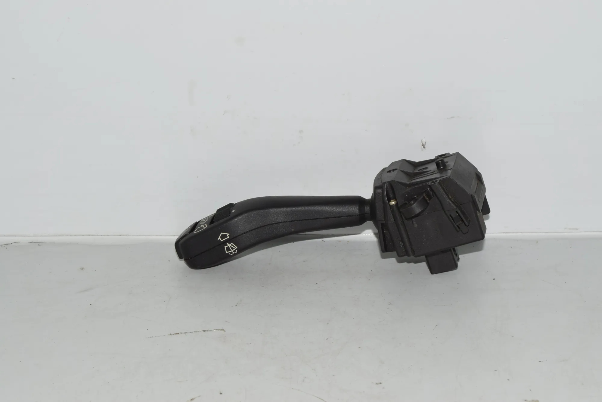 Indicator Wiper Stalk Switch – OEM 8375407 · BMW 5 (E39) BMW 5 (E39) 2001 – 3