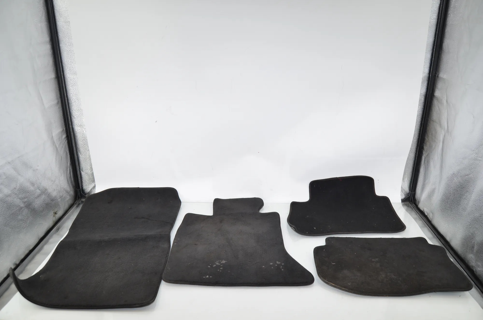Floor Mat Set – OEM 7220428 · BMW 5 (F10) 525 d 2010