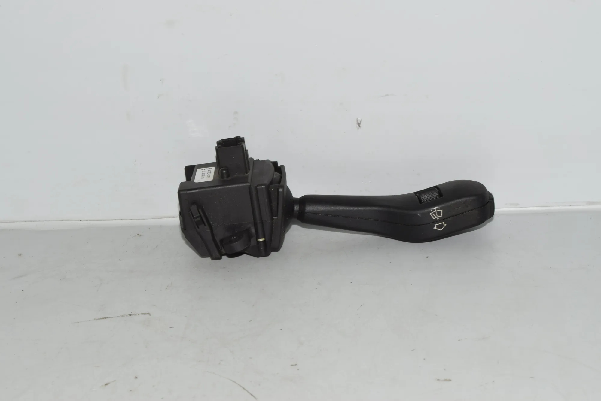 Indicator Wiper Stalk Switch – OEM 8375407 · BMW 5 (E39) BMW 5 (E39) 2001 – 3