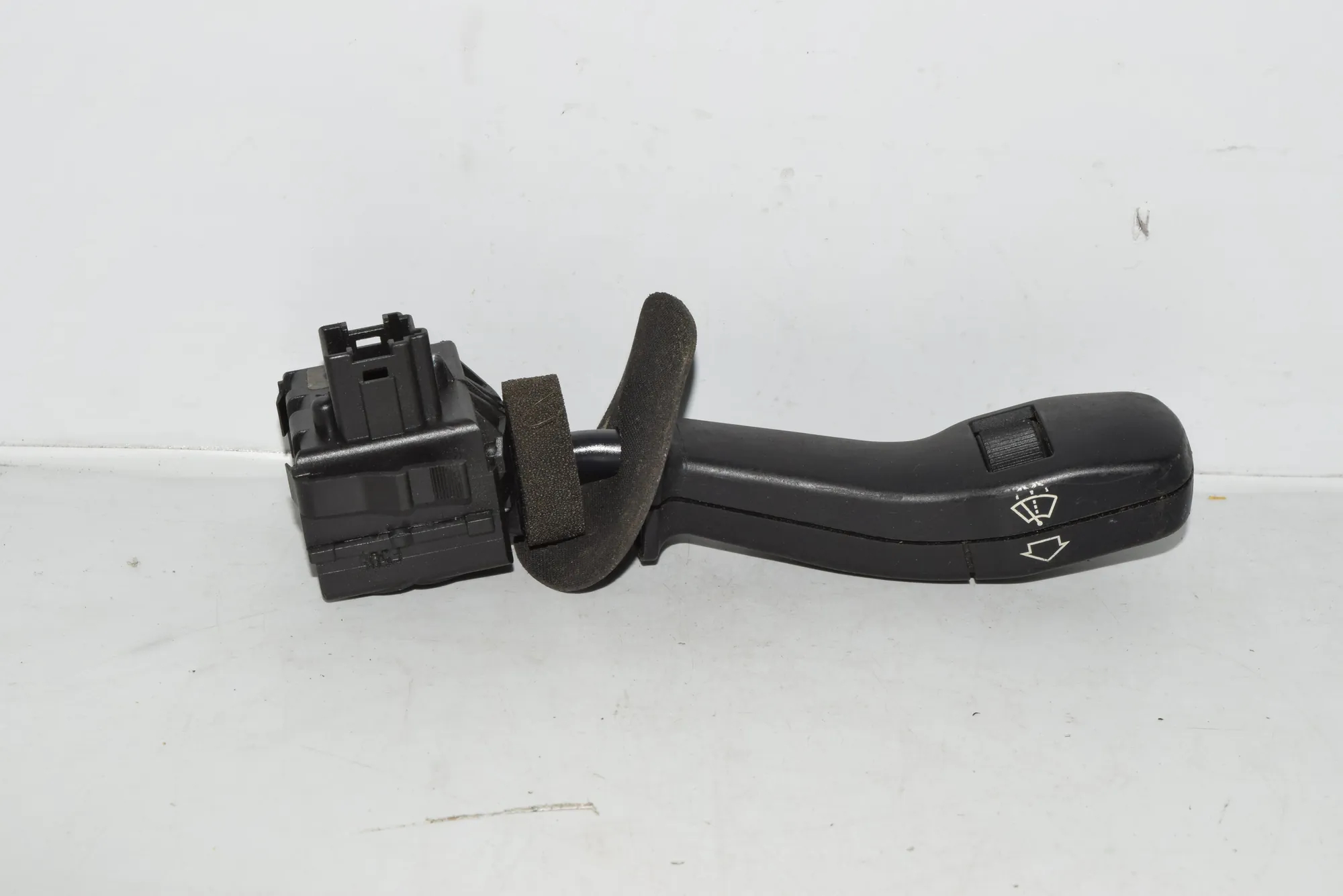 Indicator Wiper Stalk Switch – OEM NA · BMW 5 (E39) BMW 5 (E39) 2000