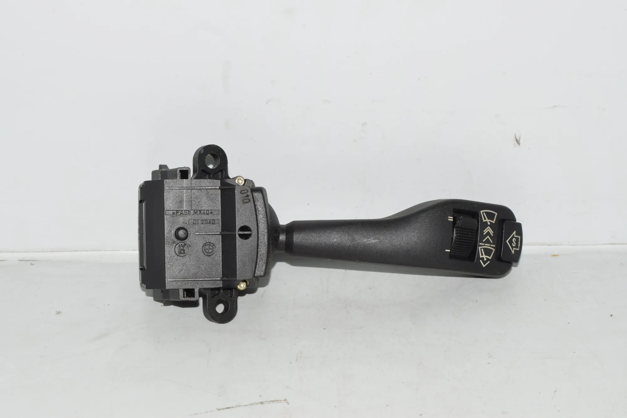 Indicator Wiper Stalk Switch – OEM 8375408 · BMW 5 Touring (E39) BMW 5 Touring (E39) 2000