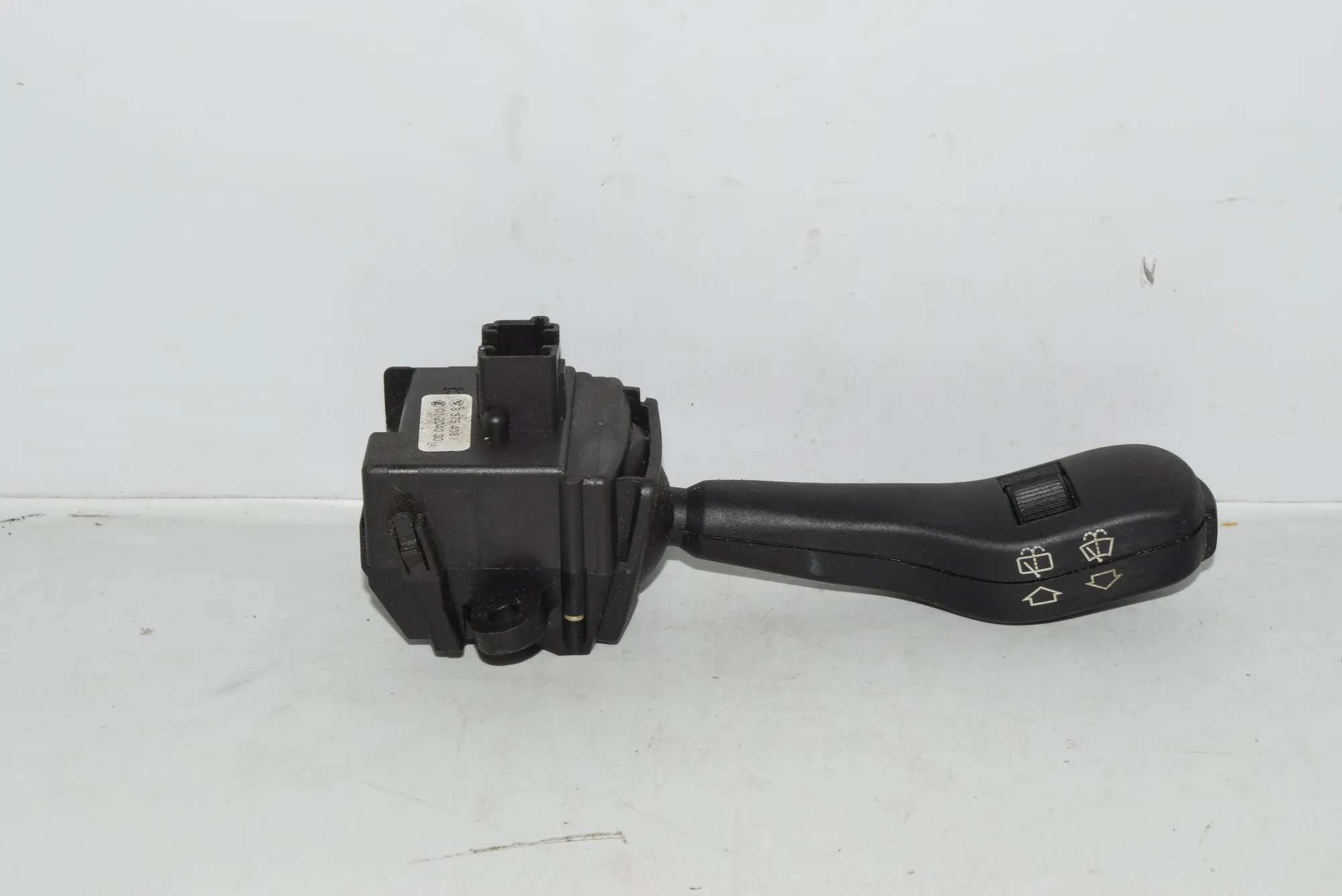 Indicator Wiper Stalk Switch – OEM 8375408 · BMW 5 Touring (E39) BMW 5 Touring (E39) 2000 – 2