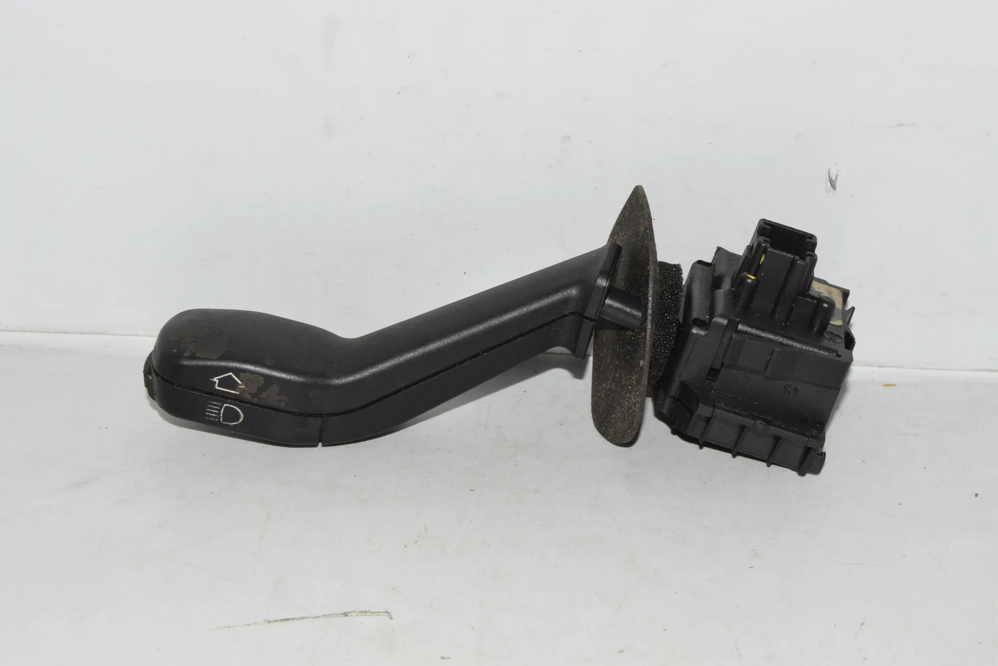 Indicator Wiper Stalk Switch – OEM 8352172 · BMW 5 Touring (E39) BMW 5 Touring (E39) 2000 – 3