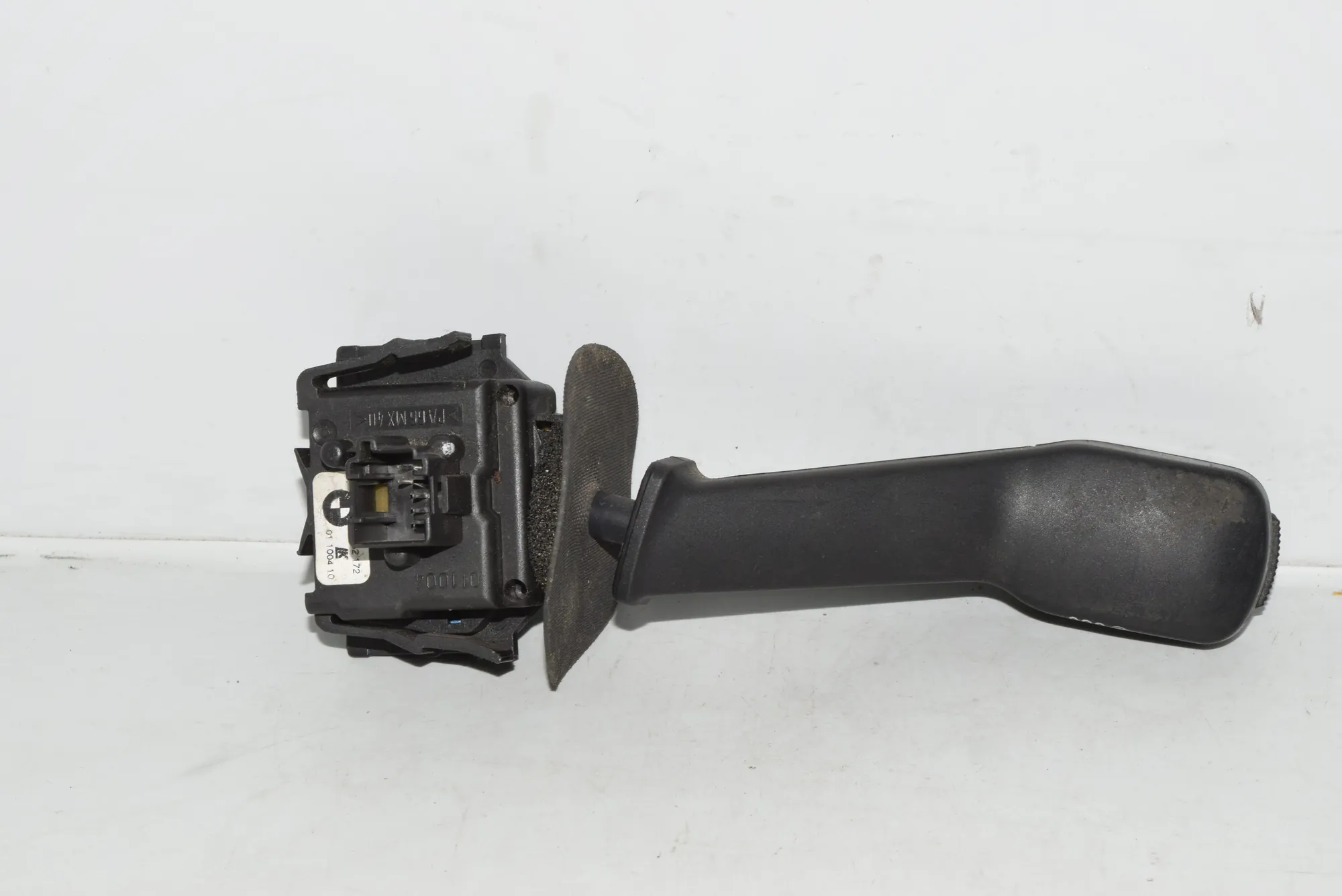 Indicator Wiper Stalk Switch – OEM 8352172 · BMW 5 Touring (E39) BMW 5 Touring (E39) 2000 – 2