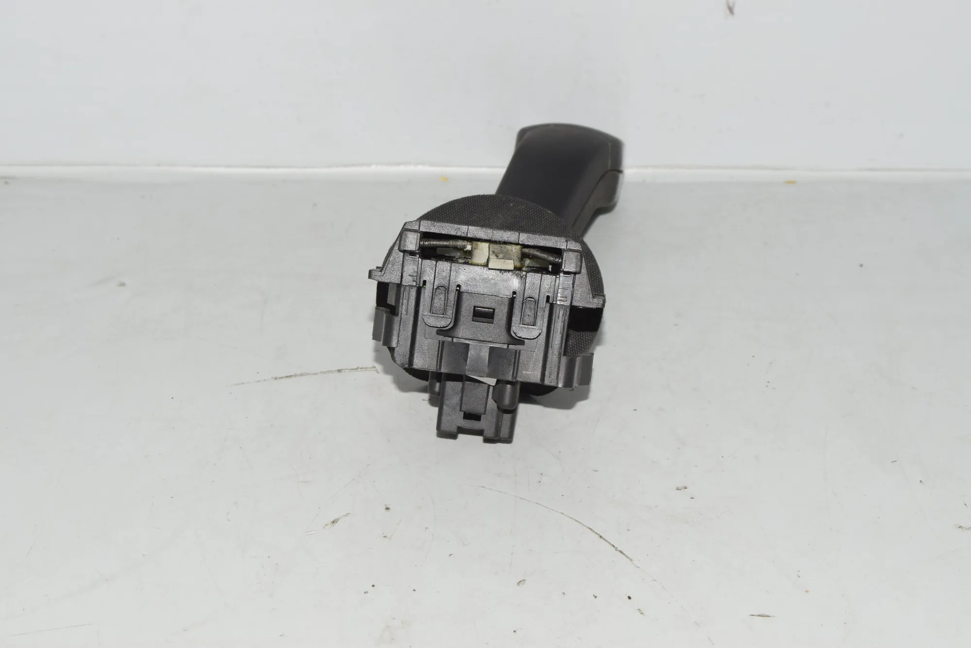 Indicator Wiper Stalk Switch – OEM 8352172 · BMW 5 Touring (E39) BMW 5 Touring (E39) 2000 – 3