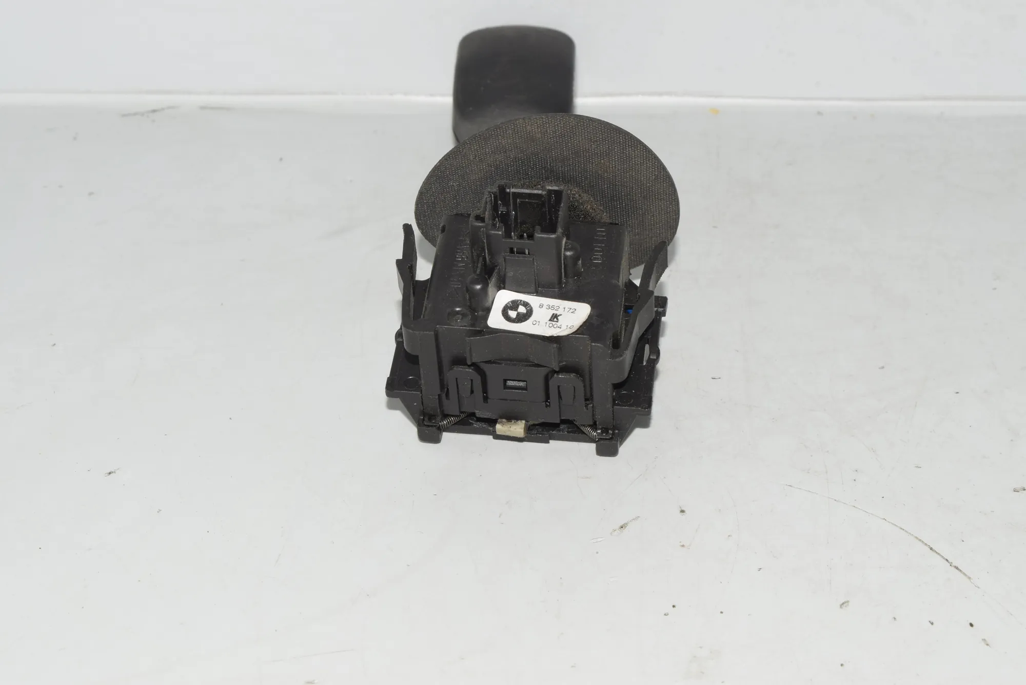 Indicator Wiper Stalk Switch – OEM 8352172 · BMW 5 (E39) BMW 5 (E39) 2000 – 3
