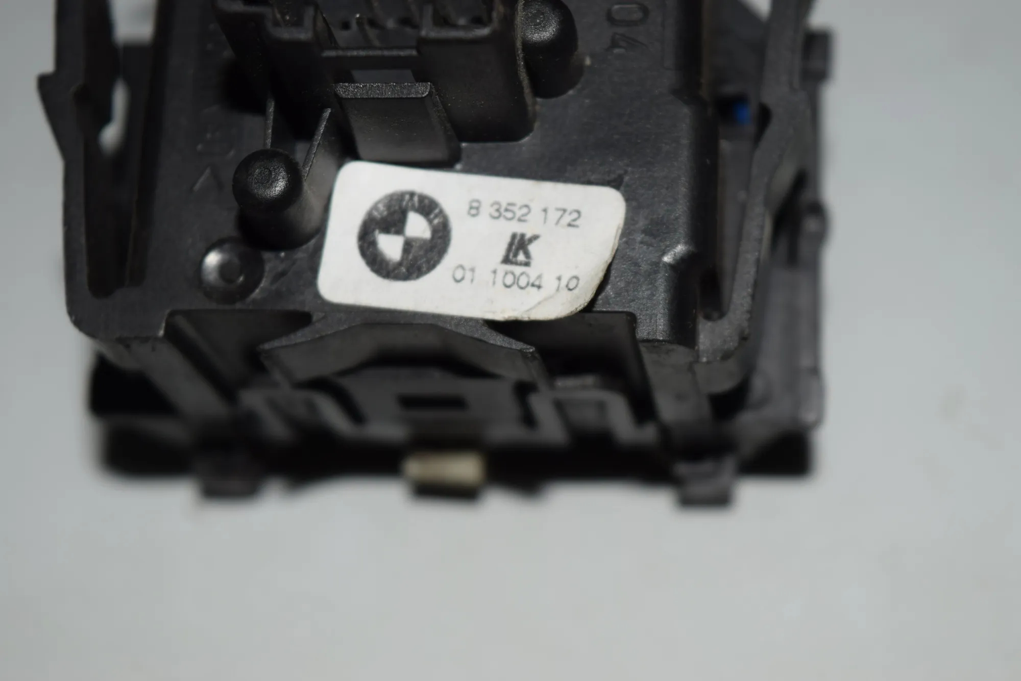 Indicator Wiper Stalk Switch – OEM 8352172 · BMW 5 (E39) BMW 5 (E39) 2000 – 4