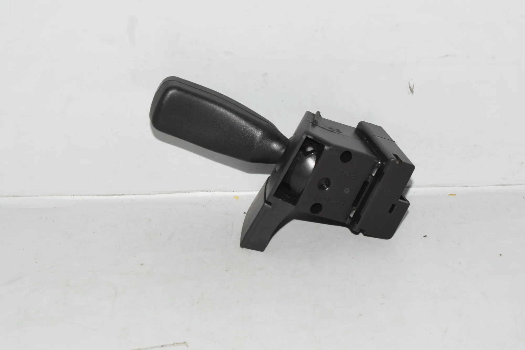 Indicator Wiper Stalk Switch – OEM 8373901 · BMW 5 (E39) BMW 5 (E39) 2000 – 2
