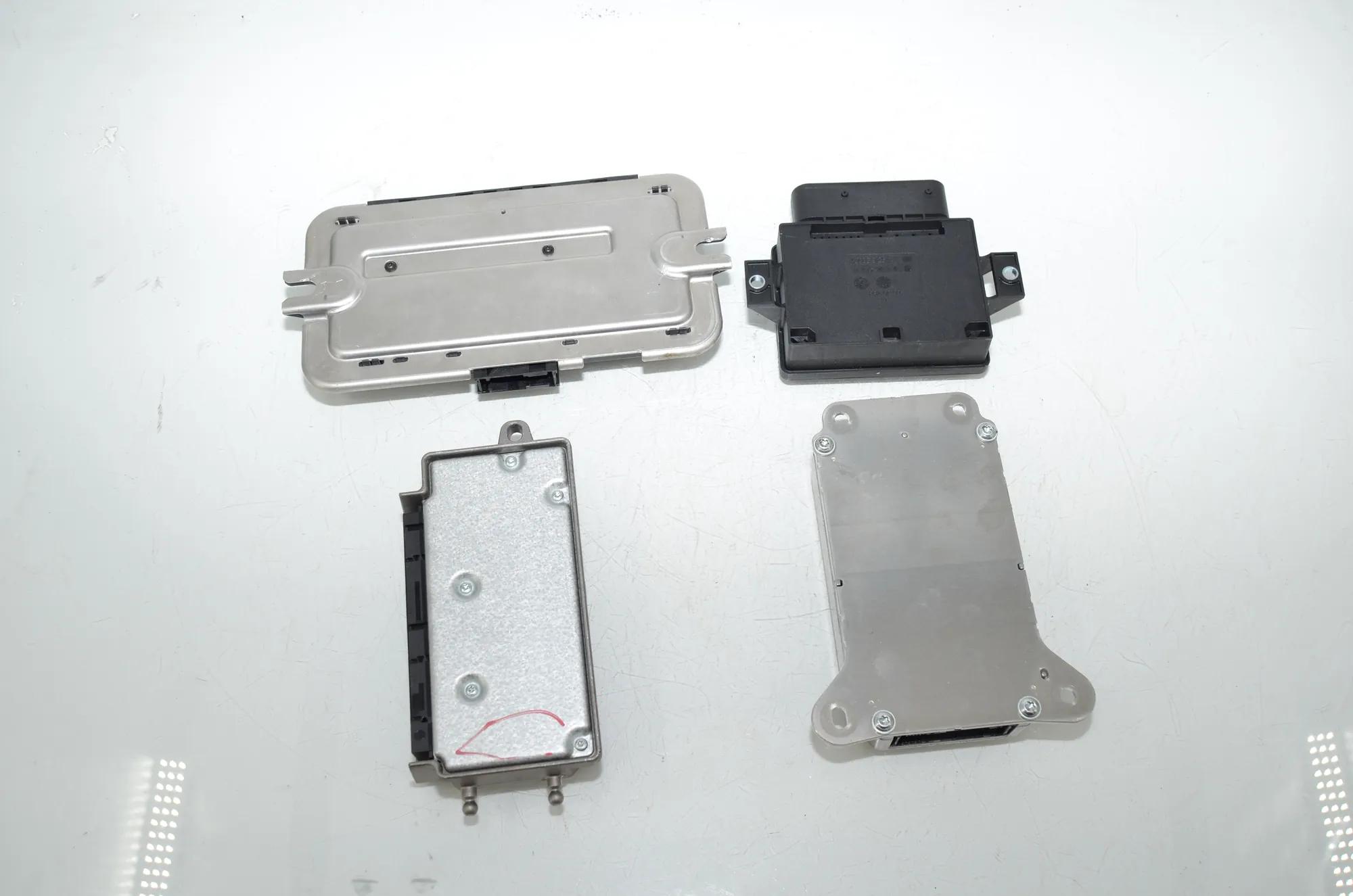 Other Control Units – OEM 9236460 · BMW 5 (F10) 525 d 2010 – 6