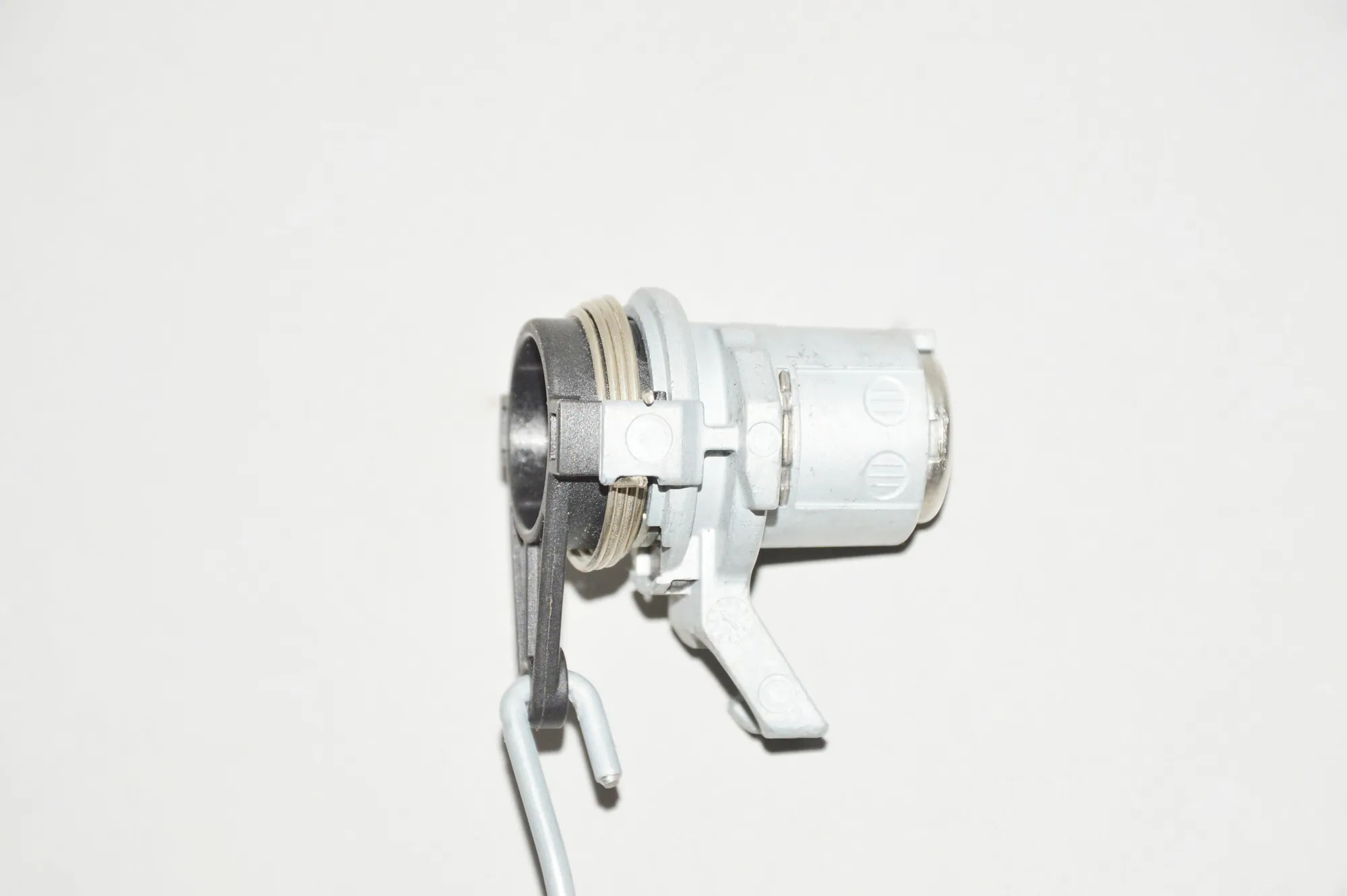 Front Right Door Lock – OEM 7407999 · BMW 7 (G11, G12) BMW 7 (G11, G12) 2015 – 4