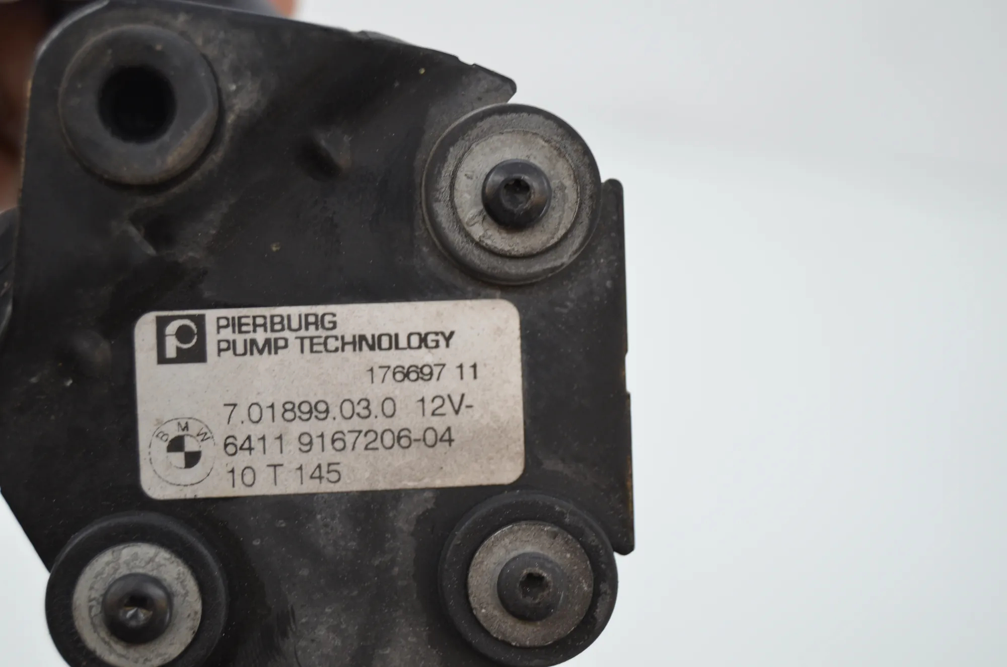 Auxiliary Water Pump – OEM 9167206 · BMW 5 (F10) 525 d 2010 – 4