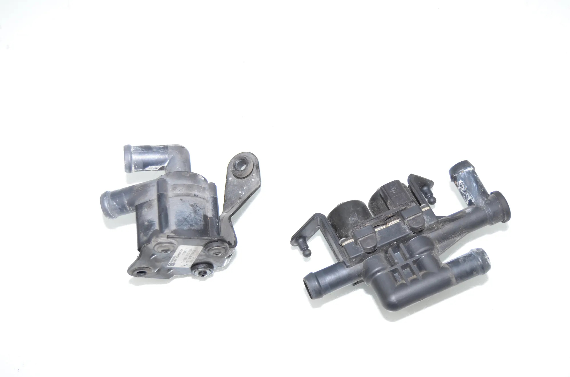 Auxiliary Water Pump – OEM 9167206 · BMW 5 (F10) 525 d 2010 – 3