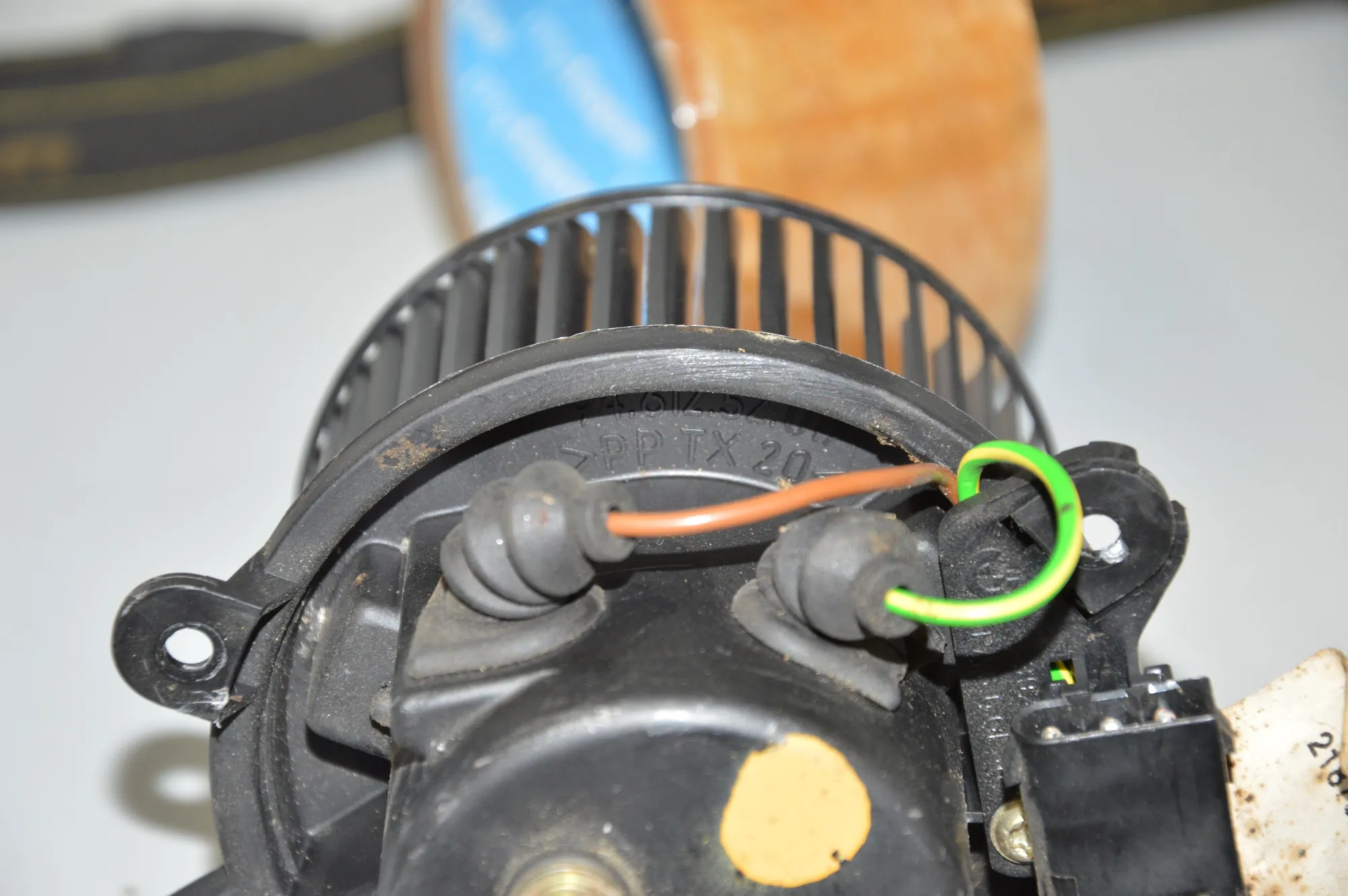 Heater Blower Fan – OEM 9461252017 · BMW X5 (E53) BMW X5 (E53) 2003 – 4