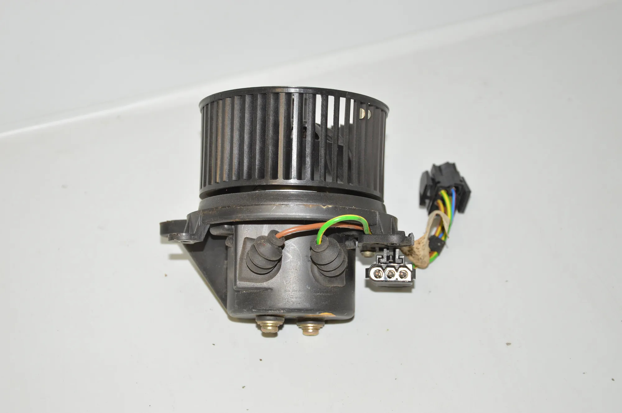 Heater Blower Fan – OEM 9461252017 · BMW X5 (E53) BMW X5 (E53) 2002 – 2