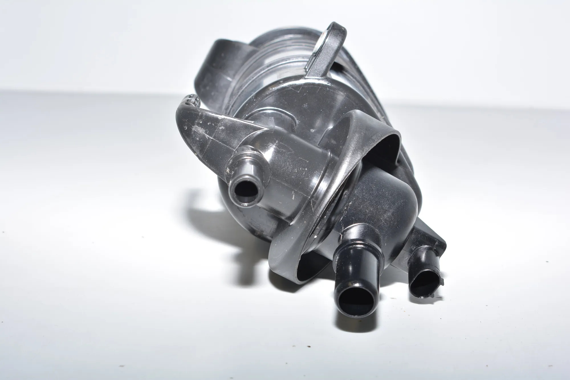 Charcoal Container Filter – OEM 7340429 · BMW i3 (I01) BMW i3 (I01) Hybrid 2016 – 3
