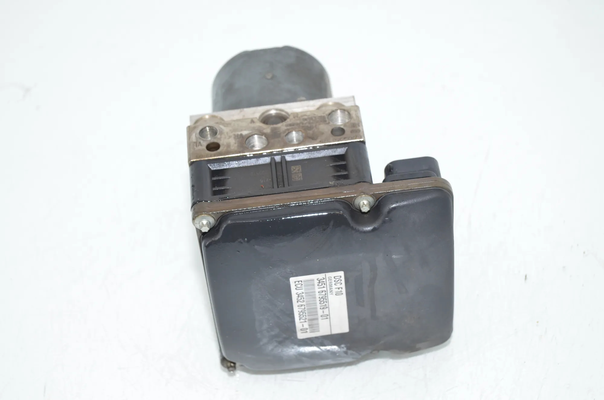 ABS Pump – OEM 6795519 · BMW 5 (F10) 525 d 2010 – 4