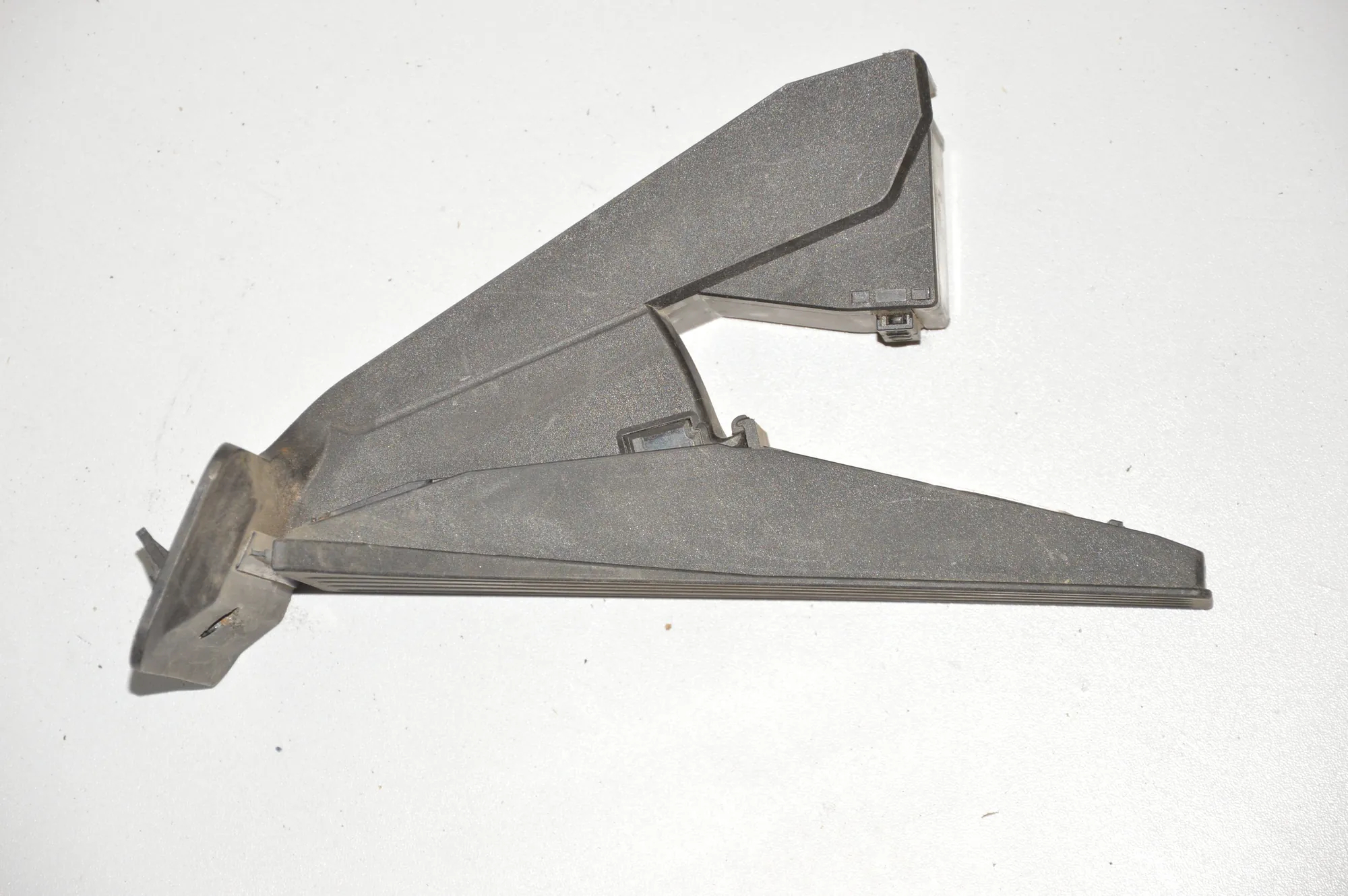 Throttle Pedal – OEM 6789998 · BMW 5 Touring (E61) BMW 5 Touring (E61) 2009 – 3